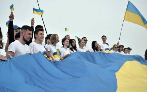 «Українська ідентичність та її промоція у світі»